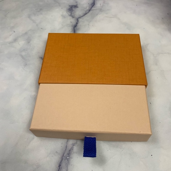 LOUIS VUITTON 5.5”x3.5”x1” empty gift box storage - Picture 3 of 3